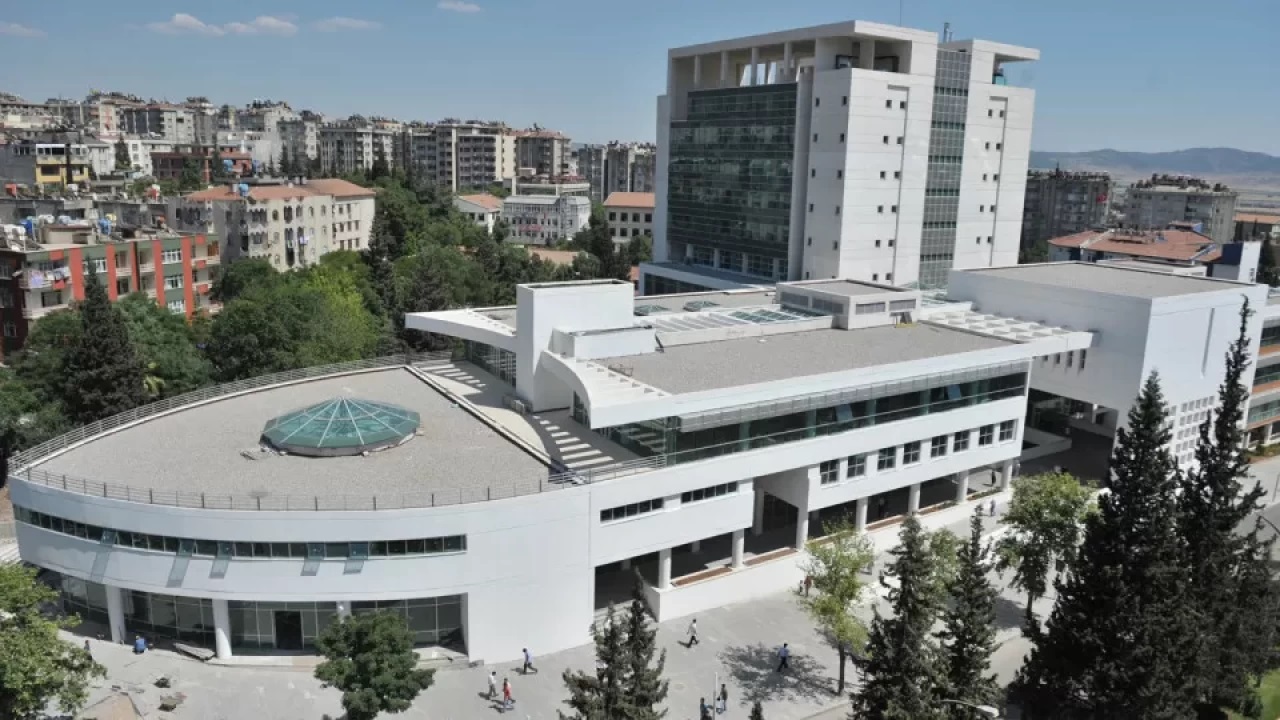 Kahramanmaras Buyuksehire 13 Memur Aliniyor Basvurular Kasimda 2