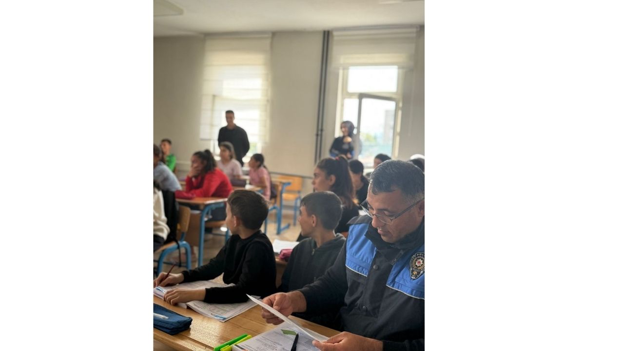 Kahramanmaraş Emniyeti'nden Öğrencilere İngilizce Kursu (2)