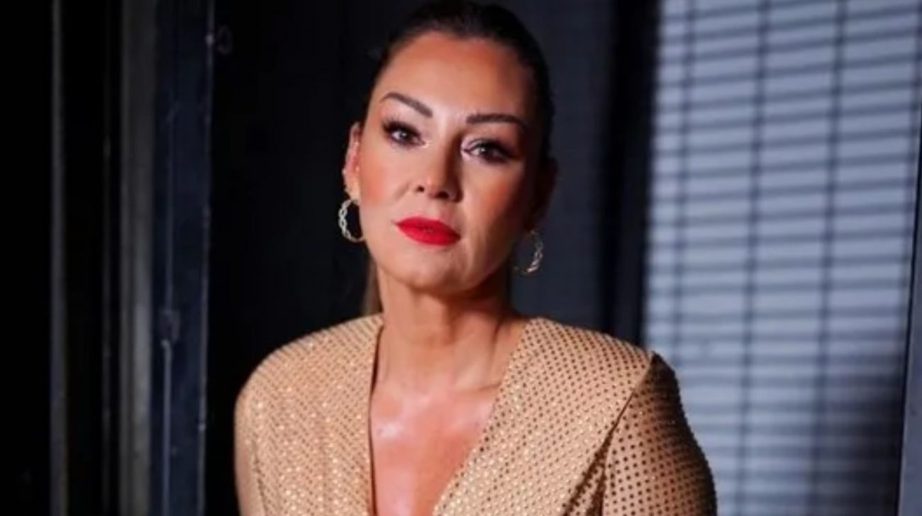 Pınar Altuğ 2