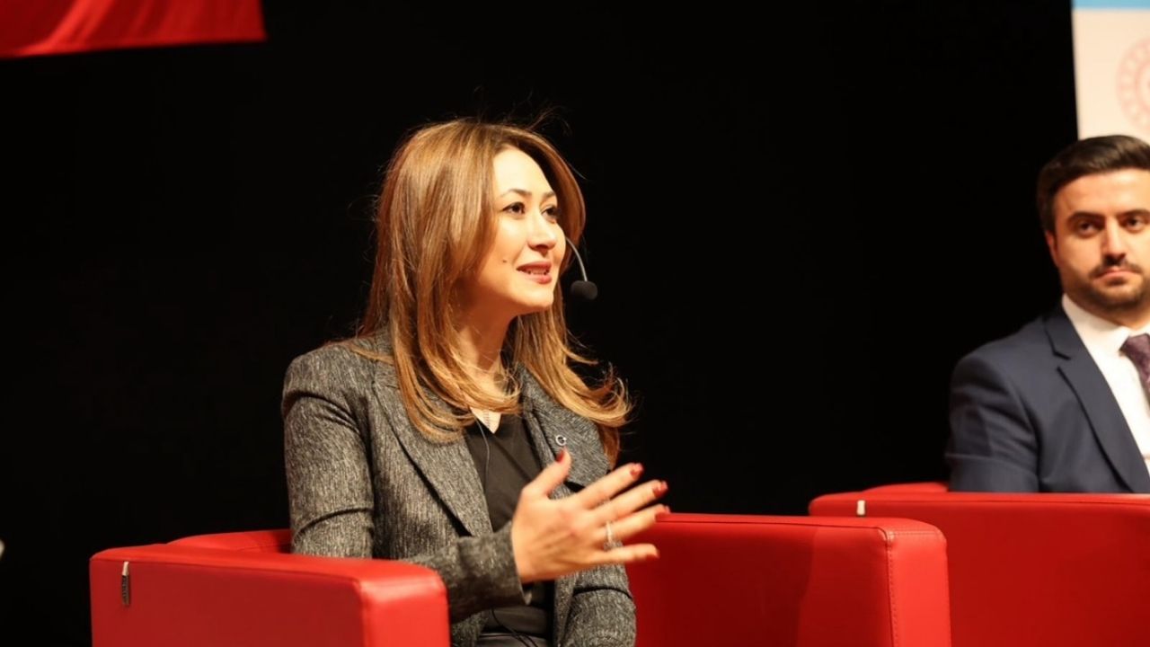Zuhal Karakoç-1