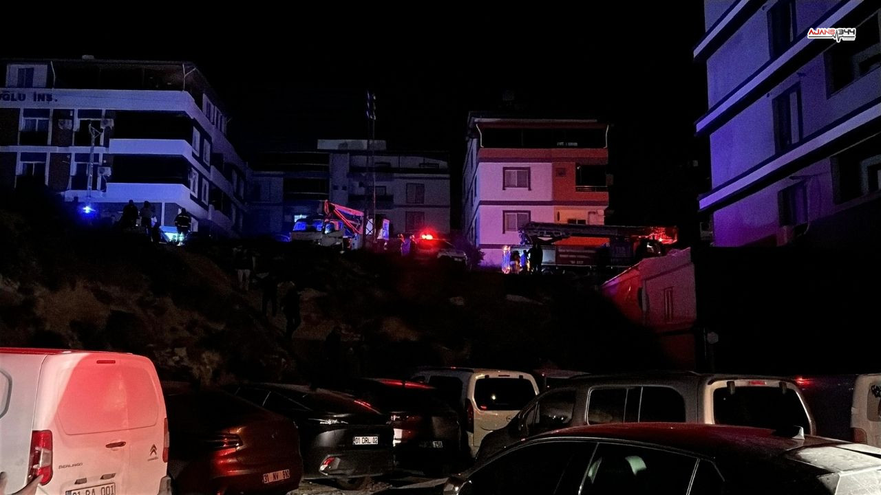 Galeride Çıkan Yangında Ajans344 (3)