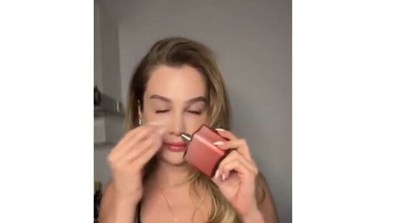 Hülya Avşarrrrrr (2)