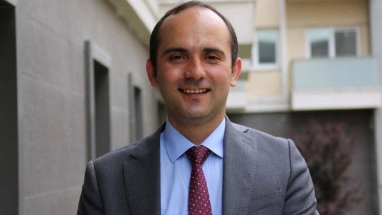 Ikişnci Kez Red Edildi