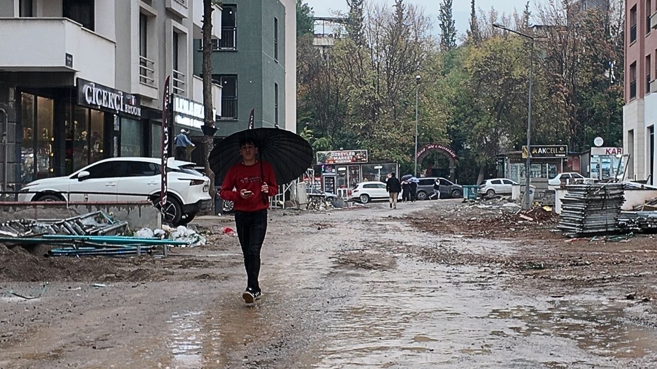 Kahramanmaraş'ta Beklenen Yağış Etkili Oldu (1)