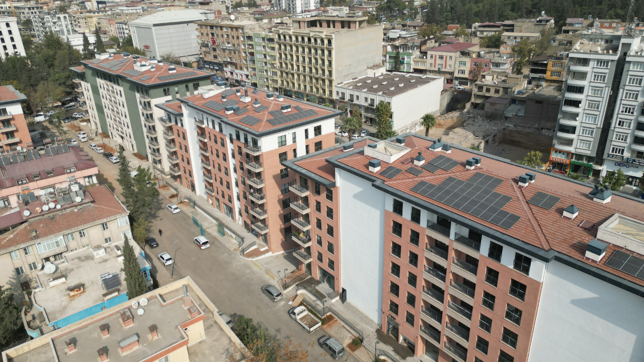 Kahramanmaraş'ta Deprem Konutları Yükseliyor (2)