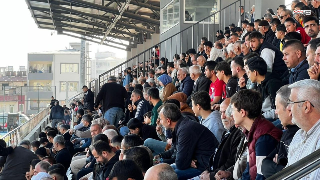 Onikisubatspor Kazansdsa (2)