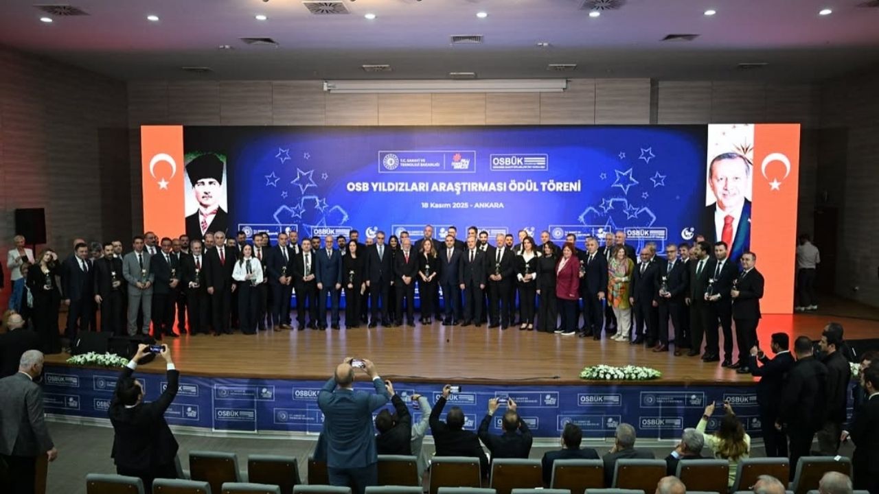 Osb Yıldızları Töreninde Kahramanmaraş’tan Ödül Alan Tek Firma Nazar Tekstil Oldu Ajans344 (2)