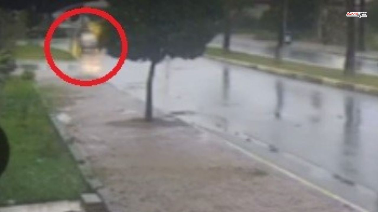 Seyir Halindeki Araç Alev Topuna Döndü Ajans344 (1)