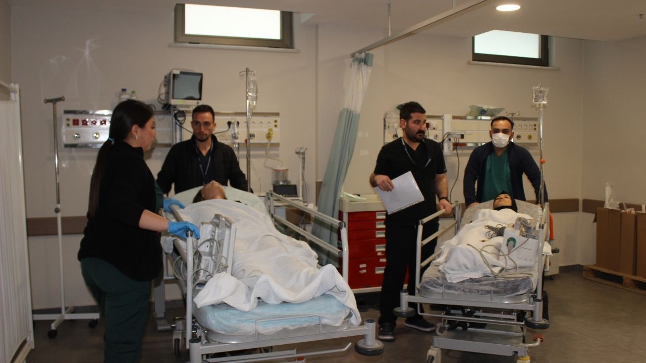 Sular Akademi Hastanesi’nde Gerçeğini Aratmayan Afet Tatbikatı (1)