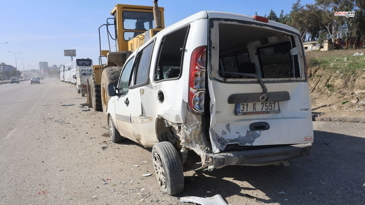 Sürücünün Hatası 3 Aracı Birbirine Kattı Ajasn344 (2)