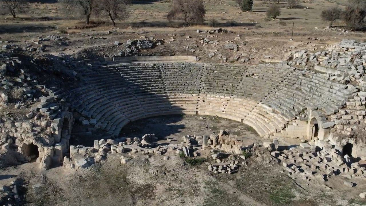 Yeni Masklar Ortaya Çıkı Ajans344 (3)