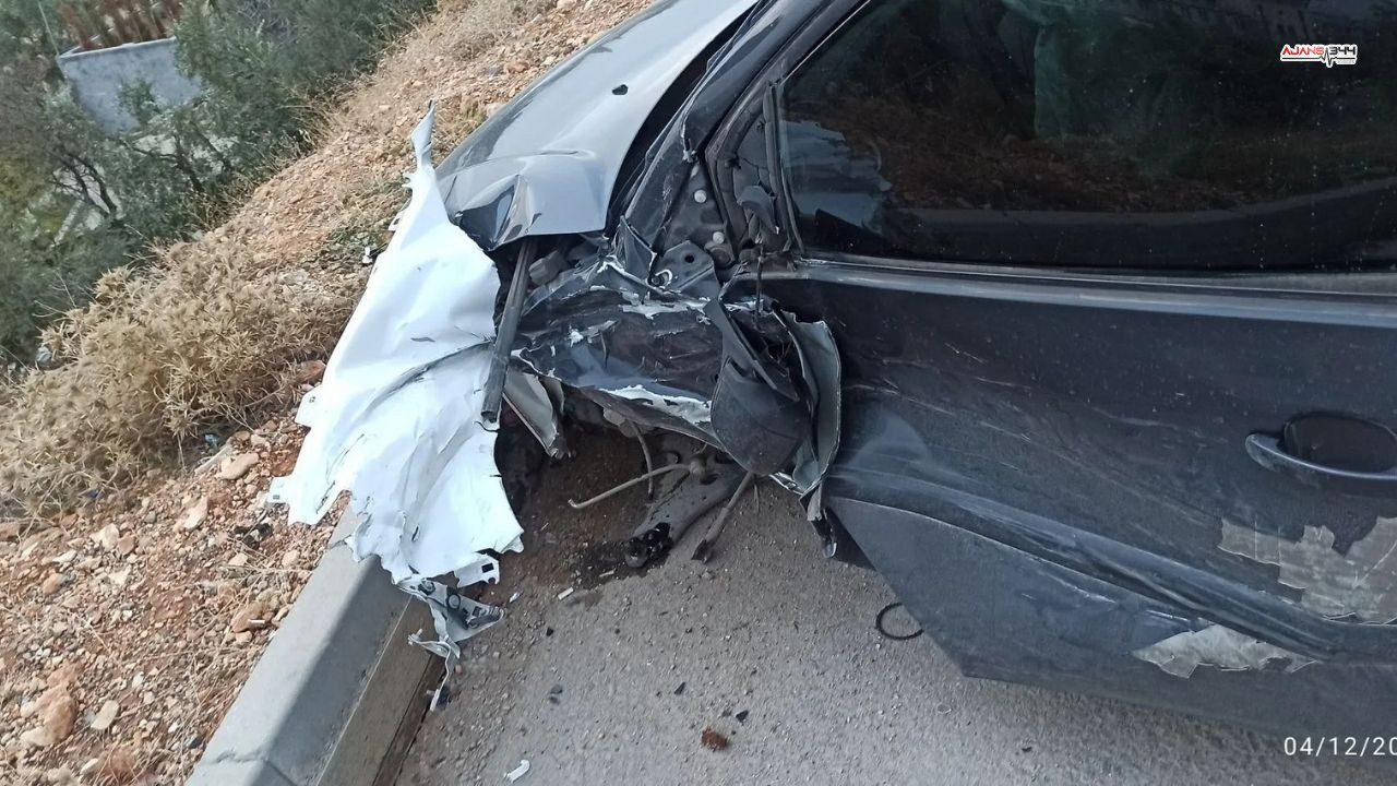 Araçlar Çarpıstı Ajans344 (1)