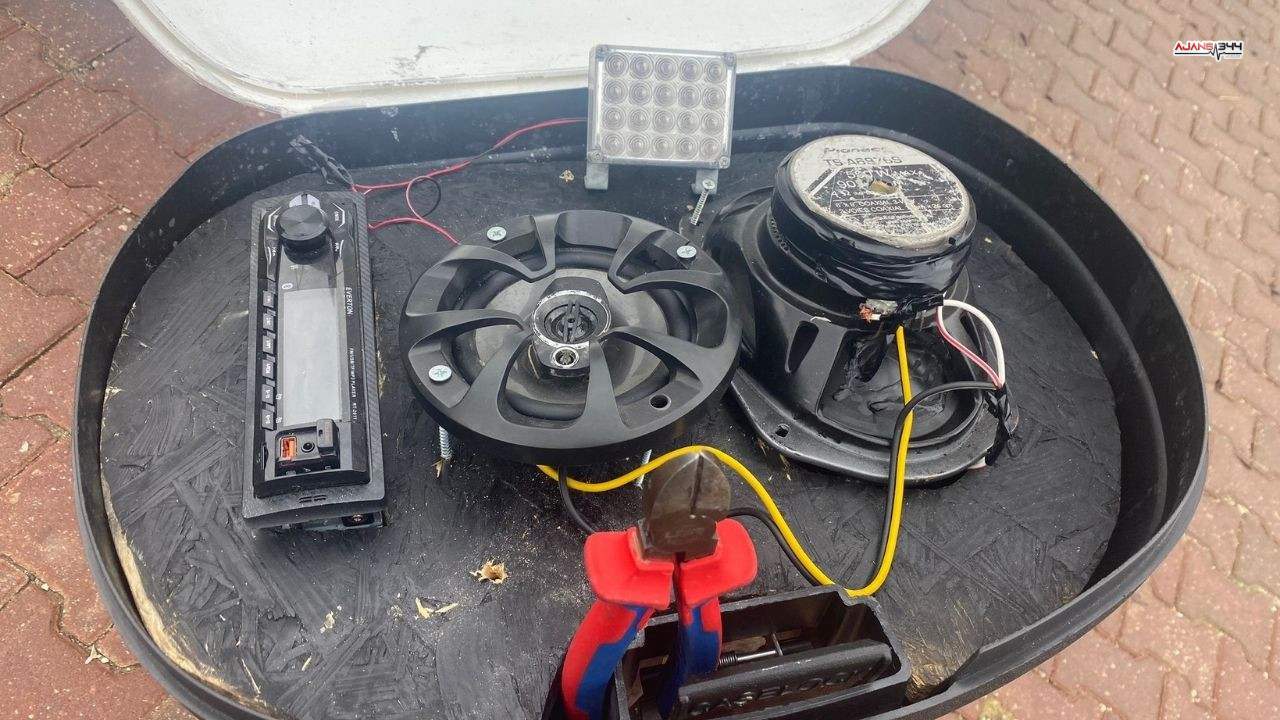 Bisikletine Hobörlör Takan Ögrenci Ajans344 (3)