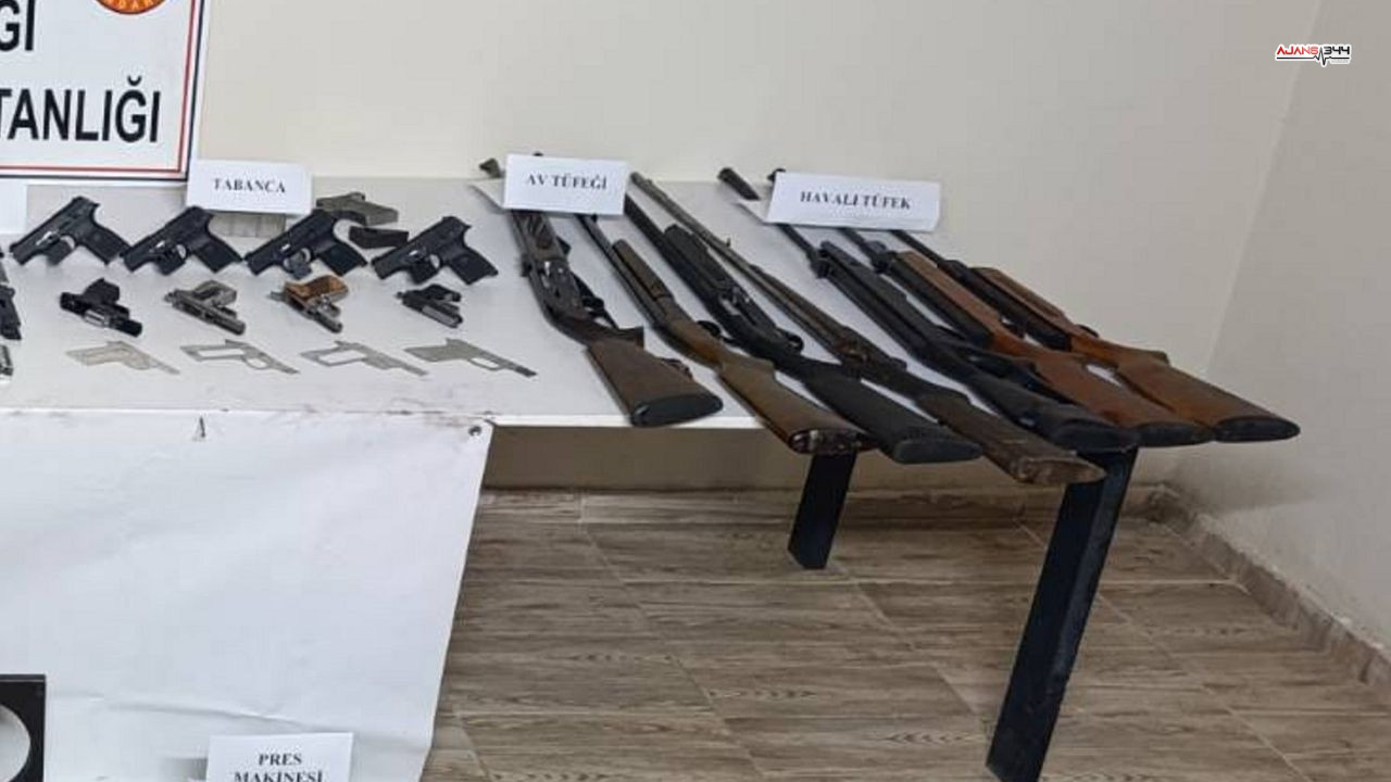 Evini Silah Atolyösine Dönüstüren Sahıslar Yakalandı Ajans344 (2)