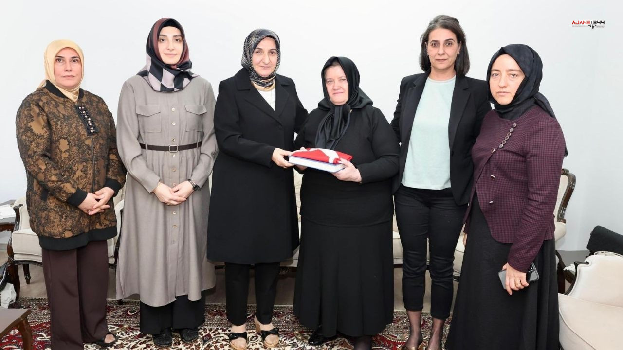 Kahramanmaraş'ta Dr. Selma Ünlüer, Şehit Ailesini Ziyaret Etti