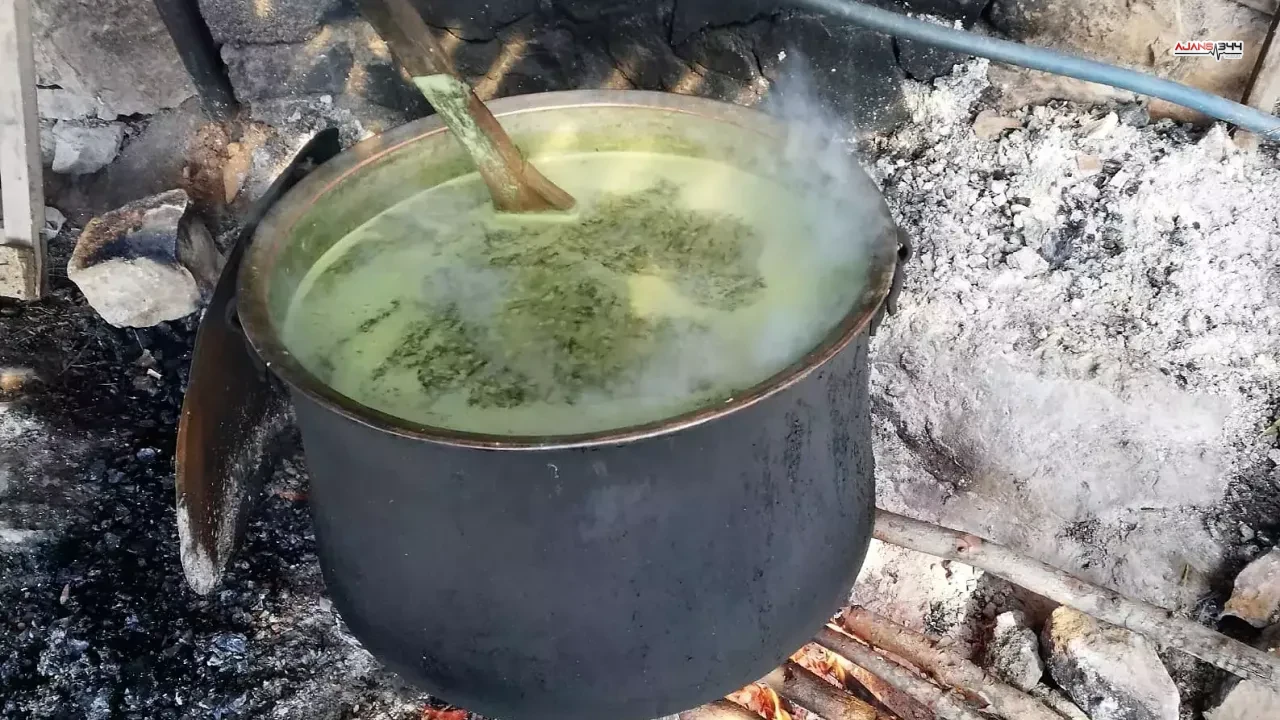 5E2A9A857152D804B49Ba637