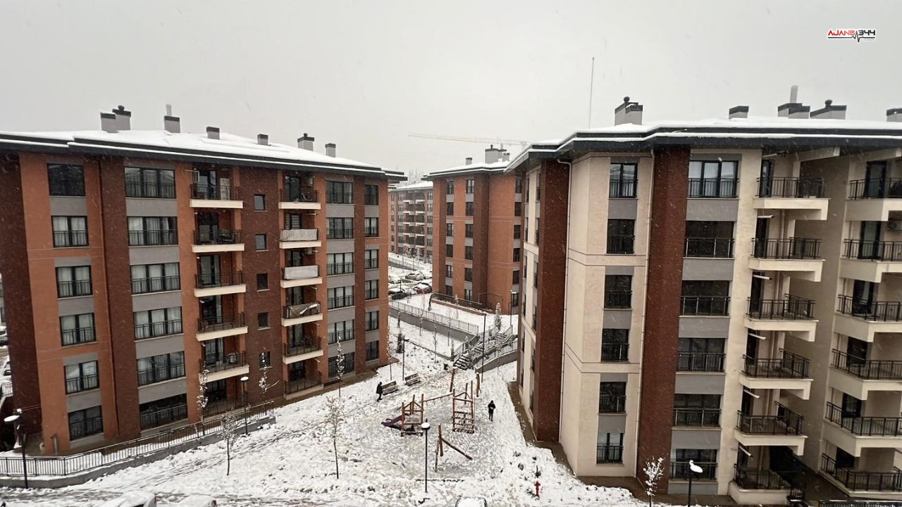 Depremzede Çift Ajans344 (2)