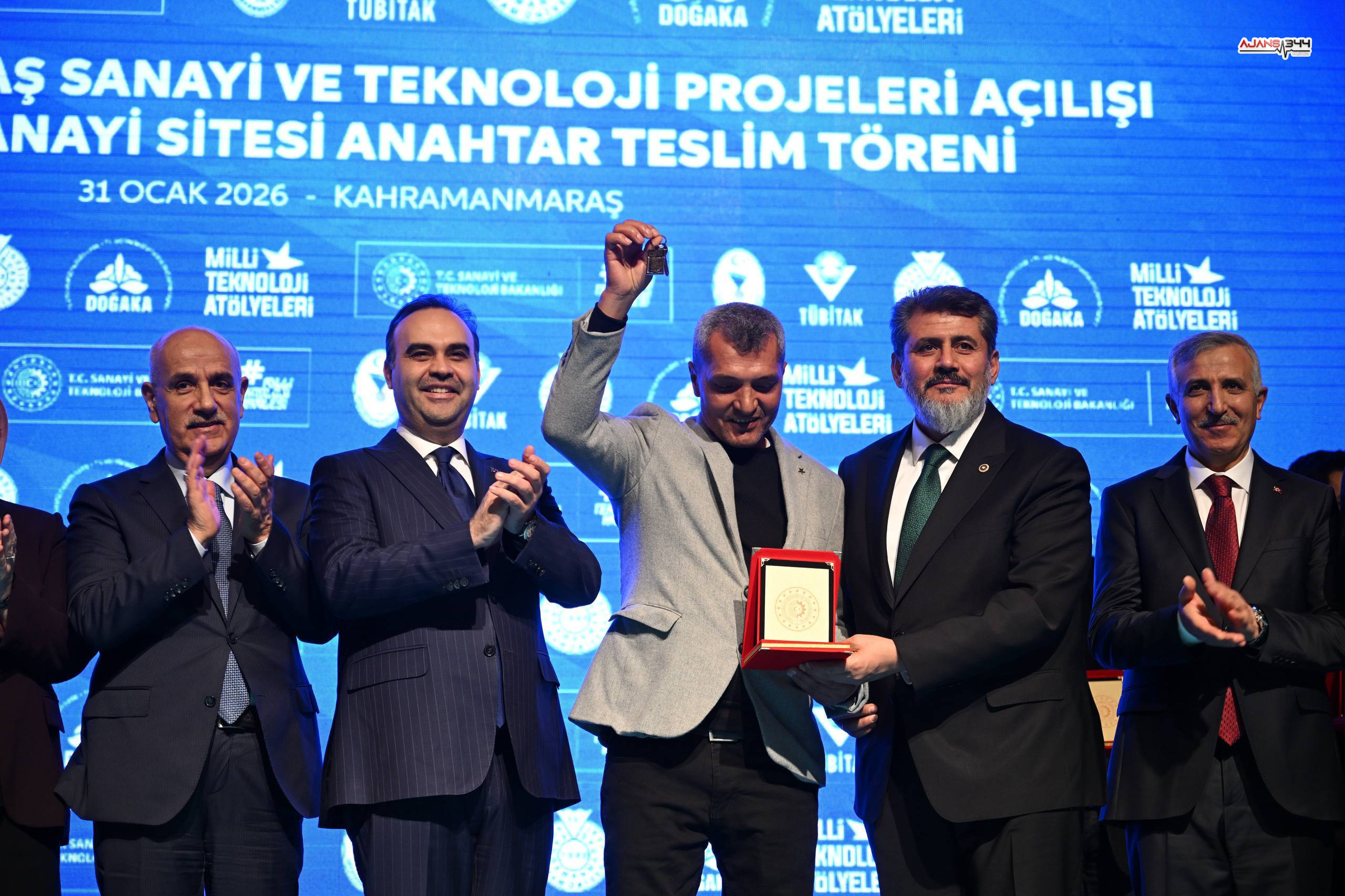 H A A J Zi K Xo A Aexaw