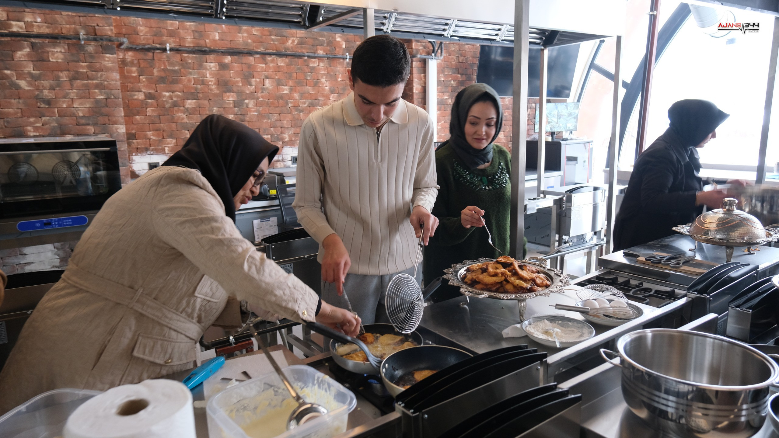 Kahramanmaraş’ta Çullama Tatlısı Atölyesi: Geleneksel Tarif Usta Şeftenwhatsapp Image 2026 01 09 At 14.35.38 (1)