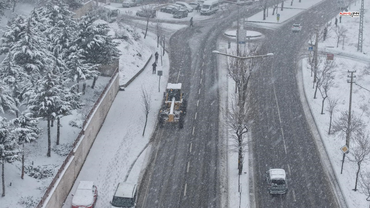 Kahramanmaraş’ta Kar Yağışına Anında Müdahale (4)