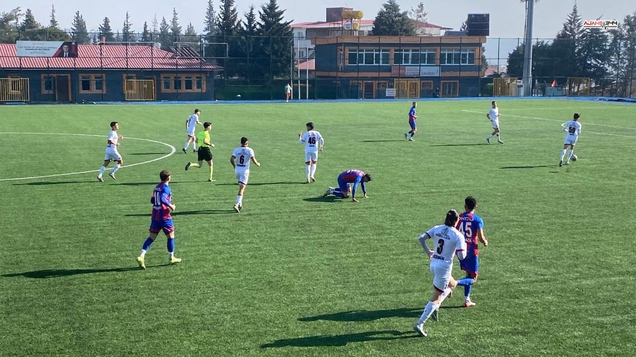 Maraşspor Maçı İlk Yarı Sessiz Geçti (1)