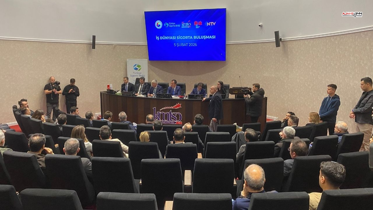 Depremin Yıl Dönümünde Sigorta Ve Ekonomi Masaya Yatırıldı