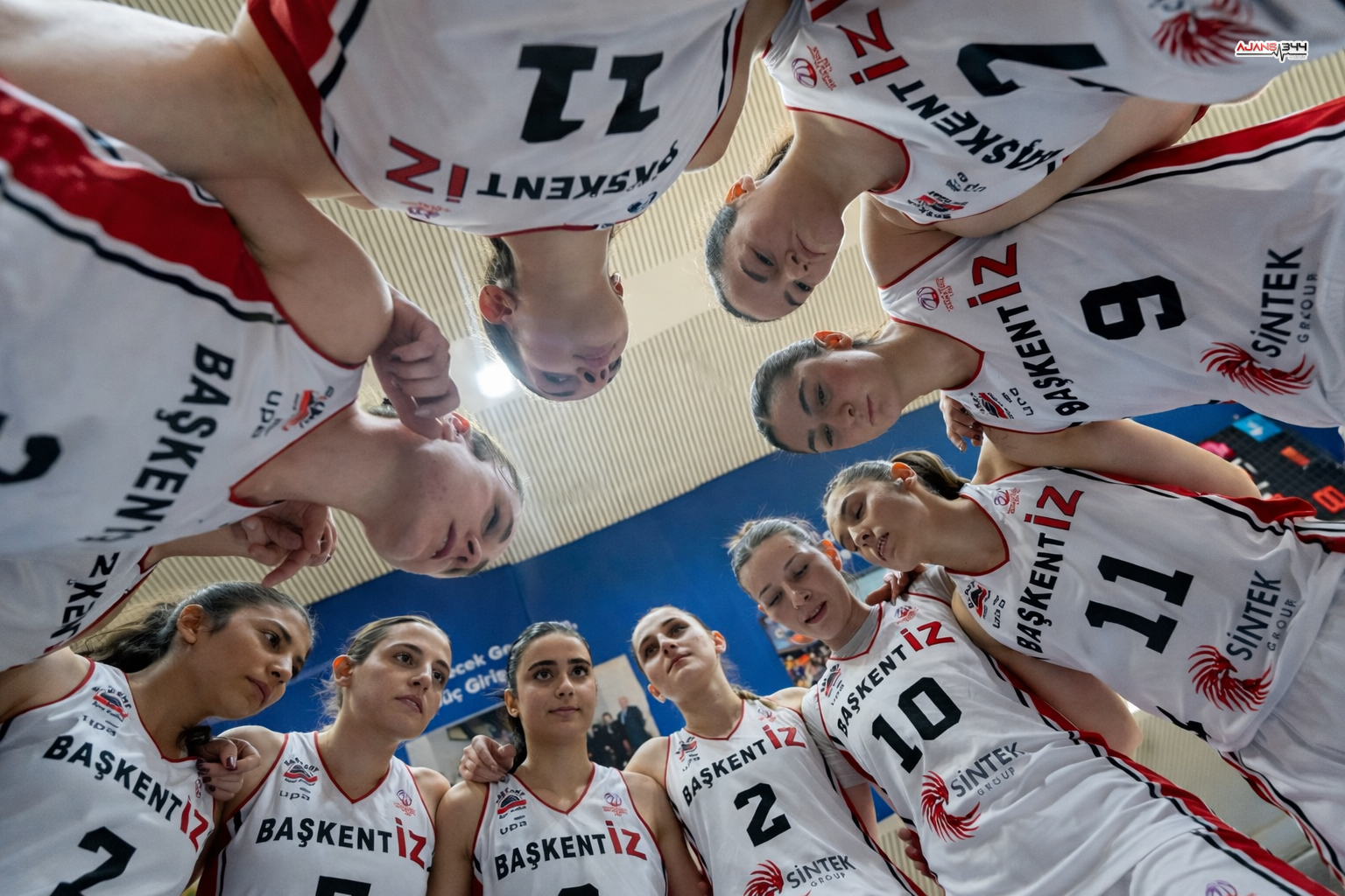 E214E144 Da7E 498B B74C Cacf40B437E0