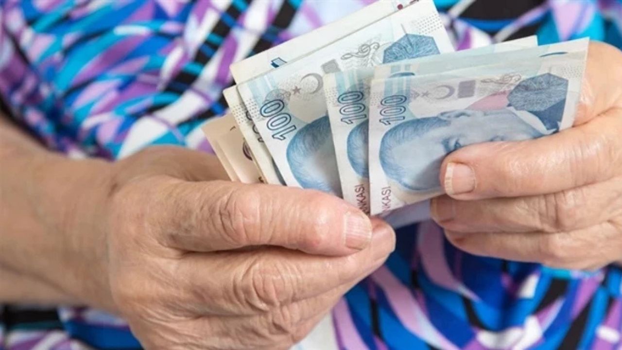 Emeklilere 90 bin TL'lik promosyon! Bankalar kesenin ağzını açtı