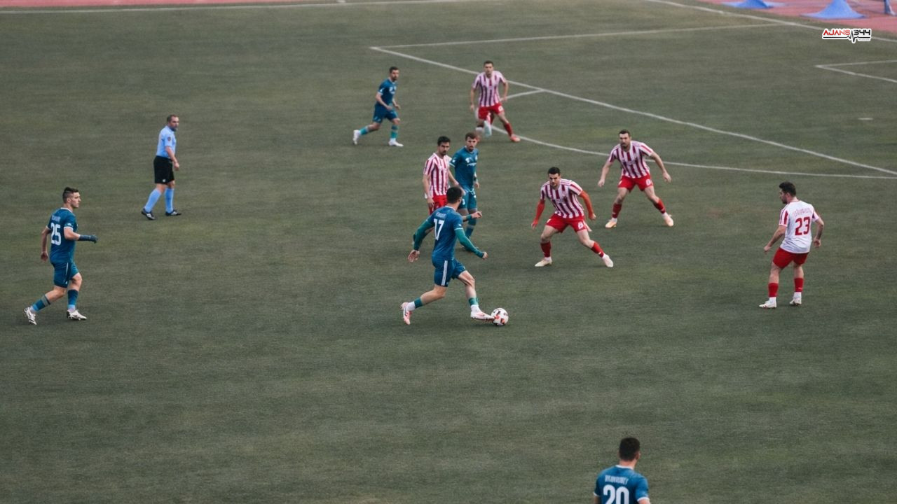 İstiklalspor Liderlik Koltuğunu Kaptırdı