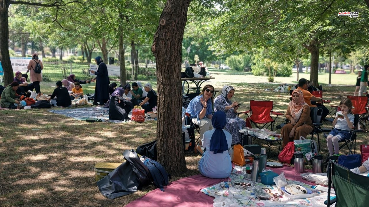 Pazar Günü Kahramanmaraş’ta Hayat Yavaşladı (6)