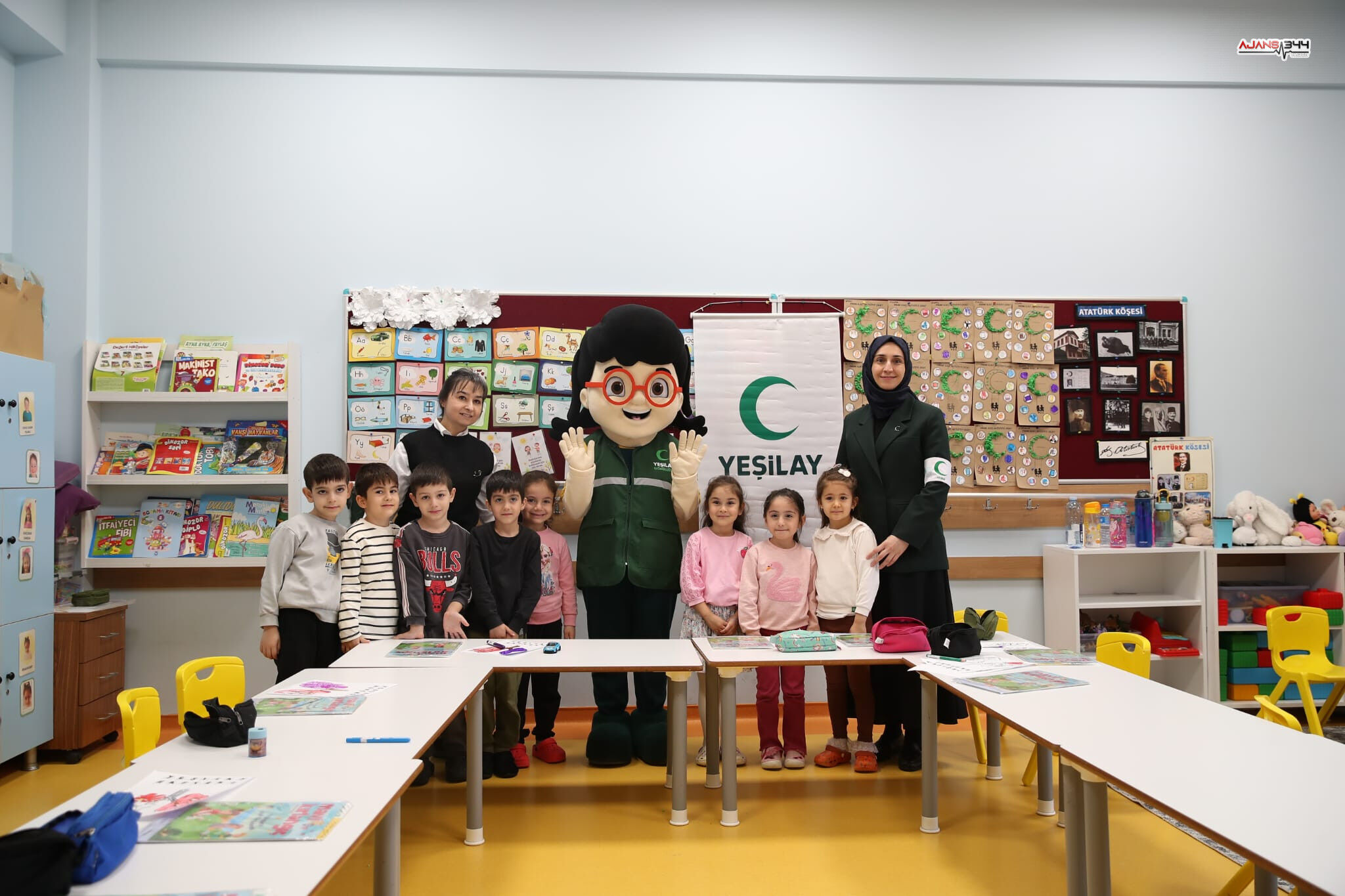 Bağımsız Gelecek İçin İlk Ders Zili Çaldı