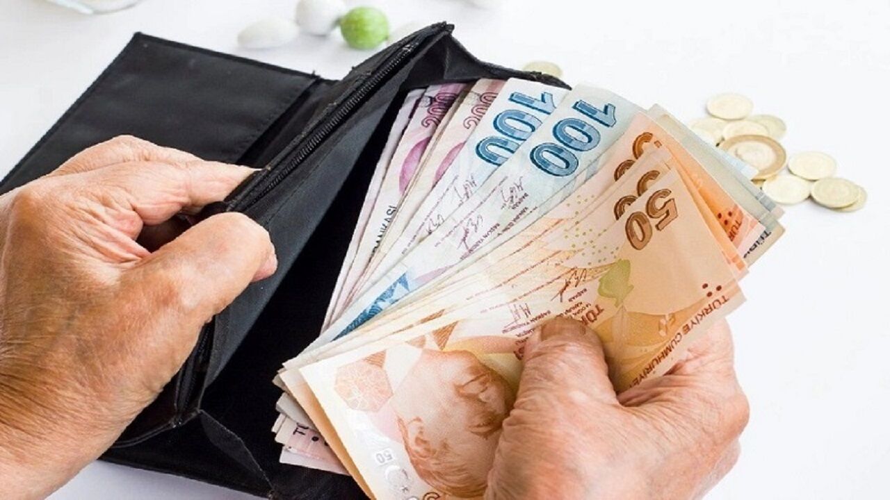 Emekliye Mart ayı müjdesi: Bankalar promosyonları değiştiriyor!