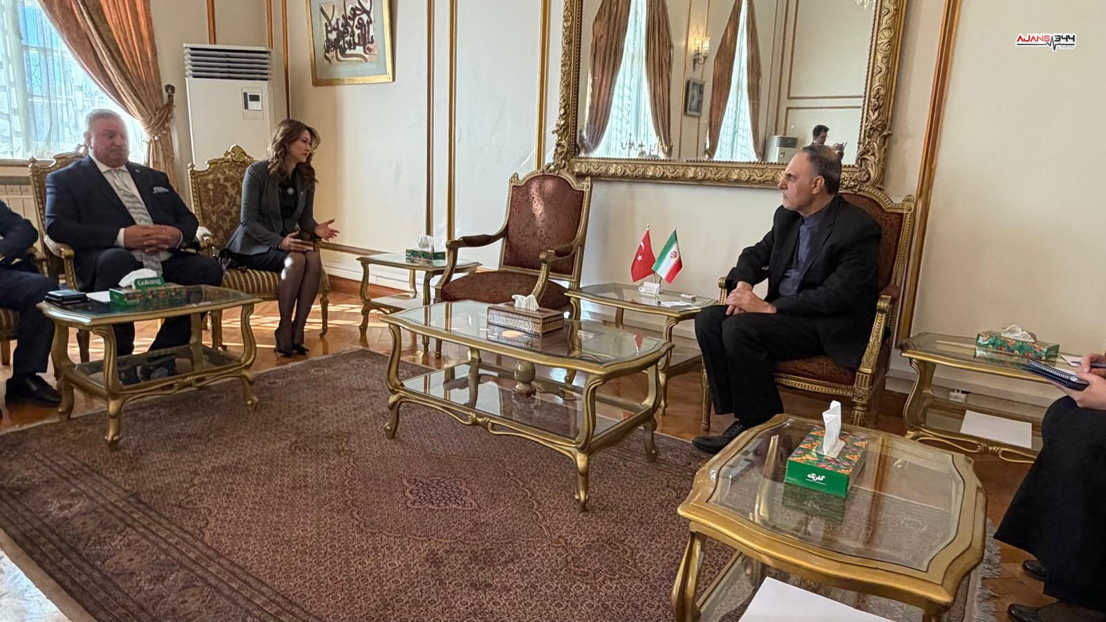 H Ckrq X Iaw A Idgw0