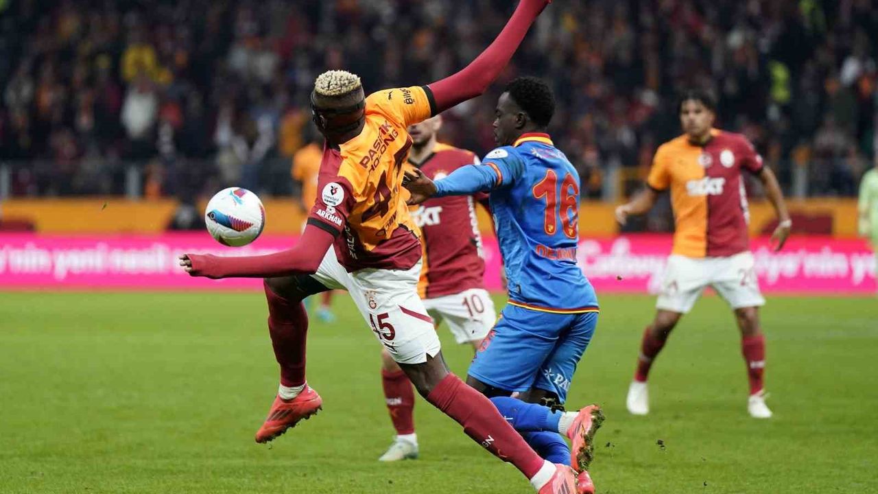 Galatasaray Göztepe Karşısında Şov Yaptı