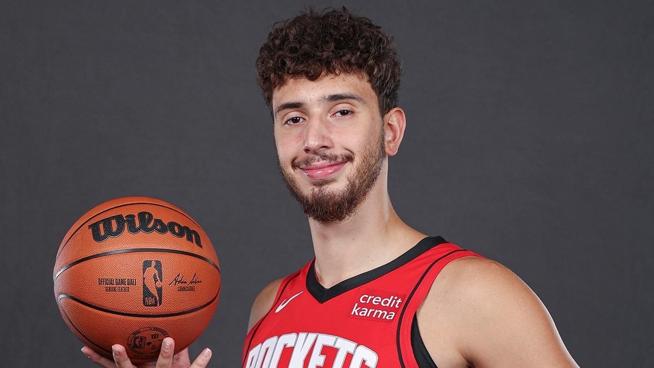 Alperen Şengün Hangi Takımda? Rockets'taki Başarıları Neler?