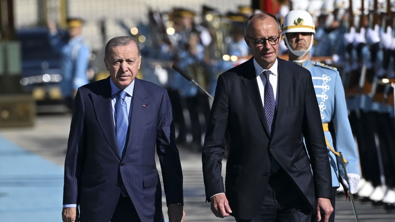 Almanya Başbakanı Merz'den AB Mesajı: Türkiye'yi Birlikte Görmek İstiyoruz