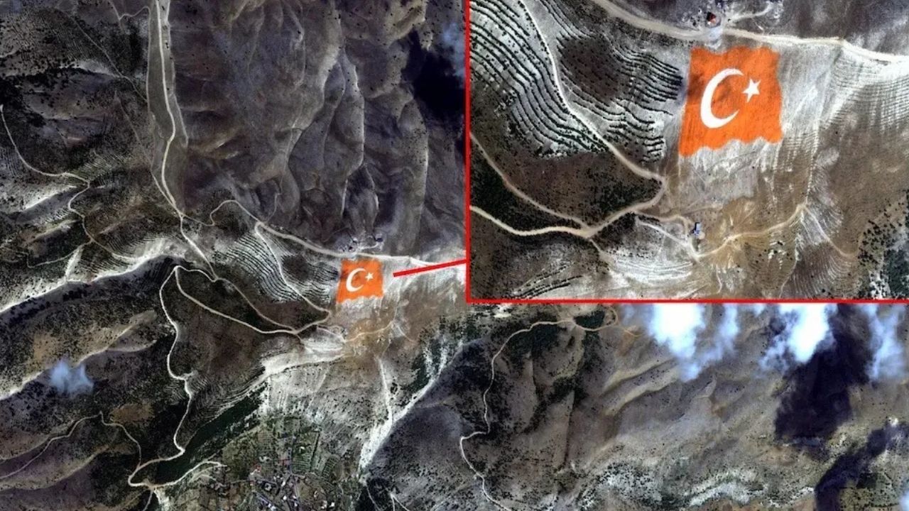 Kahramanmaraş'taki Dev Türk Bayrağı Uzaydan Görüntülendi