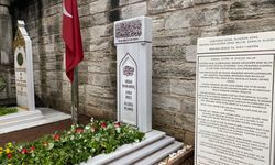 Sezai Karakoç vefatının 2. yılında kabri başında anıldı