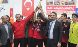 Kahramanmaraş TOBB Fen Lisesi Futsal’da şampiyon oldu