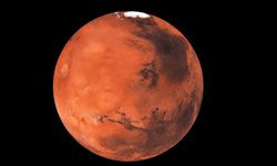 Mars'ta 12 Saat: NASA'nın Gözünden Kızıl Gezegen