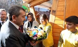 Milli Eğitim Bakanı Kahramanmaraş'ta, öğretmen ve öğrencilerle buluştu