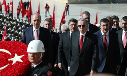 Devlet erkanı Anıtkabir'de