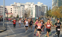 Gazi yarı maratonu, 7’den 70’e beğeni topladı