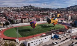 Salda Gölü’nün muhteşem manzarası sıcak hava balonlarıyla birleşecek