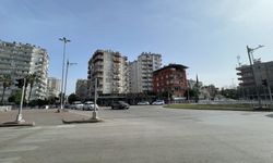 Adana'da esnaf 'ölüm' kavşağına çözüm istiyor