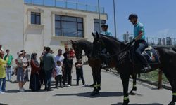 Atlı jandarma birlikleri turistik yerlerde görevde