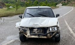 Gölbaşı'nda iki otomobil çarpıştı: 2 yaralı