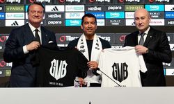Beşiktaş, Giovanni van Bronckhorst ile sözleşme imzaladı