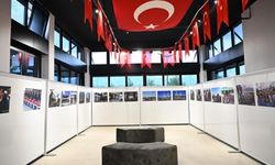 Kartepe’de "15 Temmuz Zamanı Durduran Gece Sergisi"