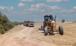 Tarsus Belediyesi kırsal mahallelerdeki yol çalışmasına hız verdi